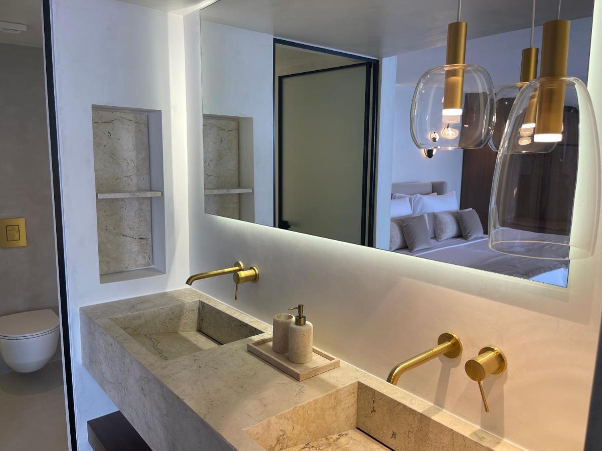 Mystique Luxury Suite Achlia Екстериор снимка