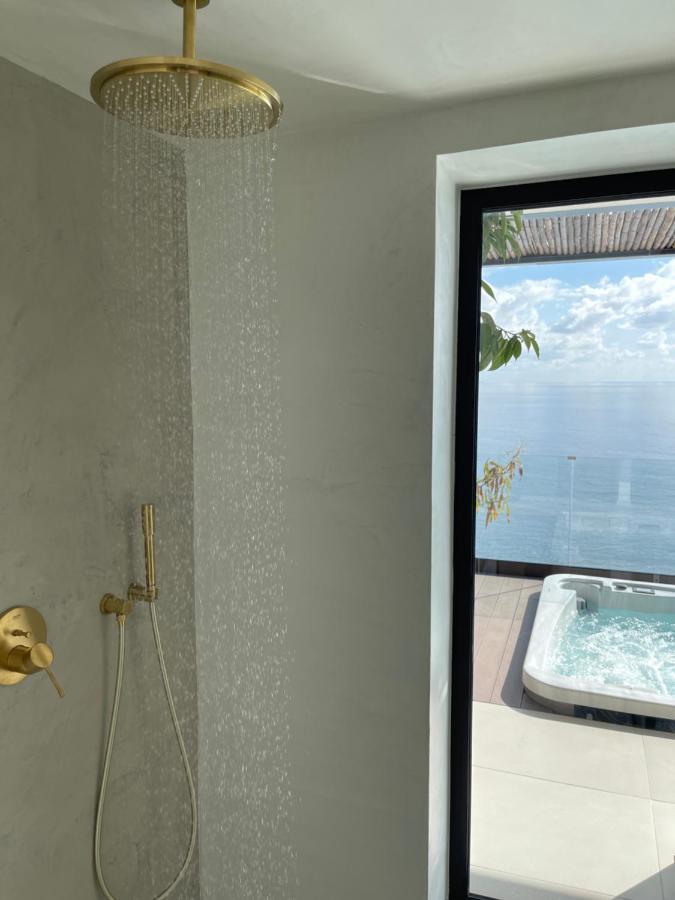 Mystique Luxury Suite Achlia Екстериор снимка