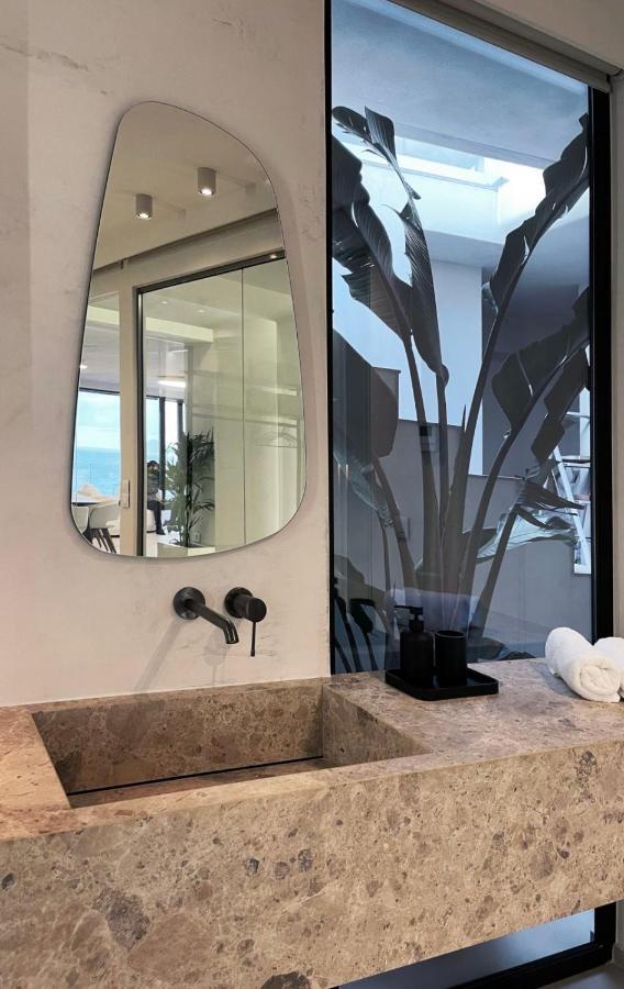 Mystique Luxury Suite Achlia Екстериор снимка