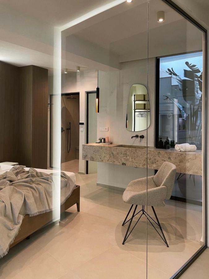 Mystique Luxury Suite Achlia Екстериор снимка