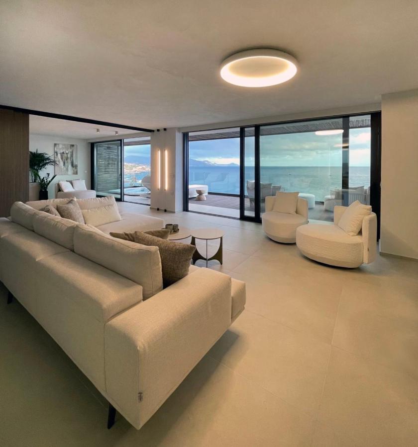 Mystique Luxury Suite Achlia Екстериор снимка