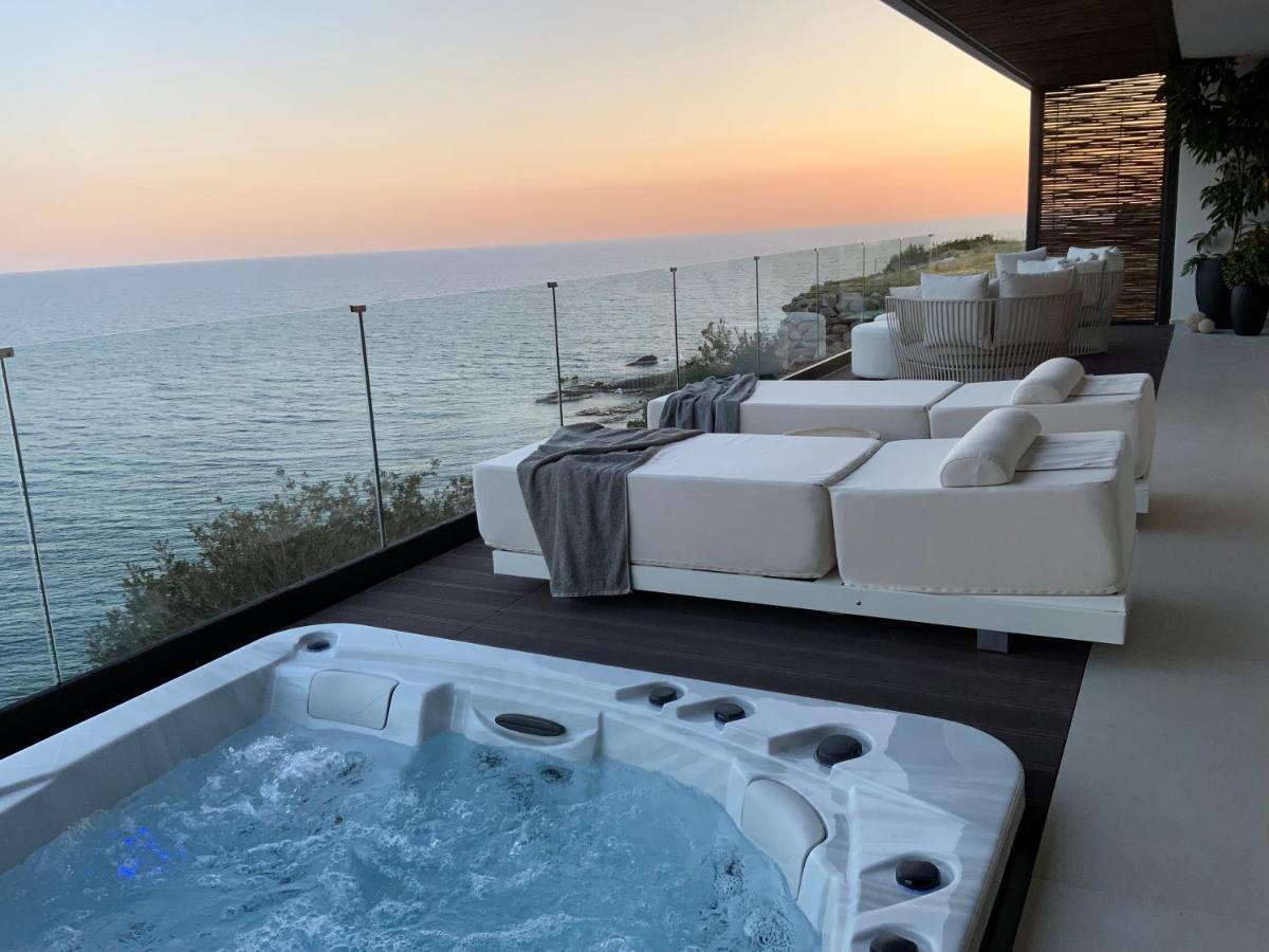 Mystique Luxury Suite Achlia Екстериор снимка