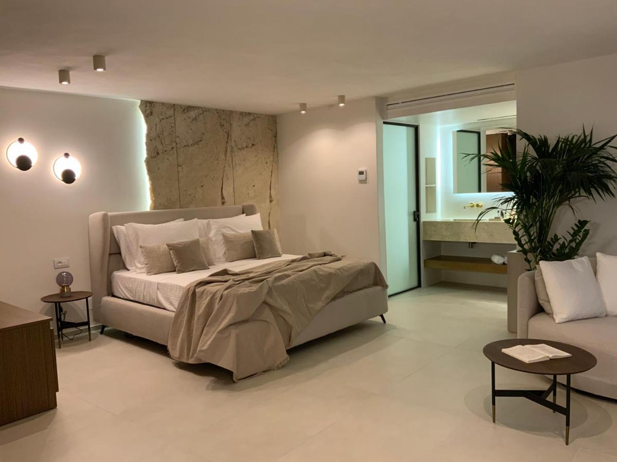 Mystique Luxury Suite Achlia Екстериор снимка
