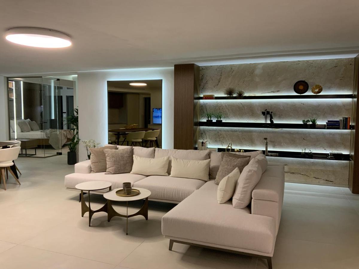 Mystique Luxury Suite Achlia Екстериор снимка